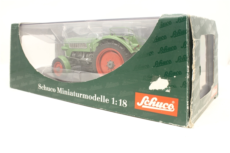 Schuco 00110 Fendt Farmer 2 Green - Hattons