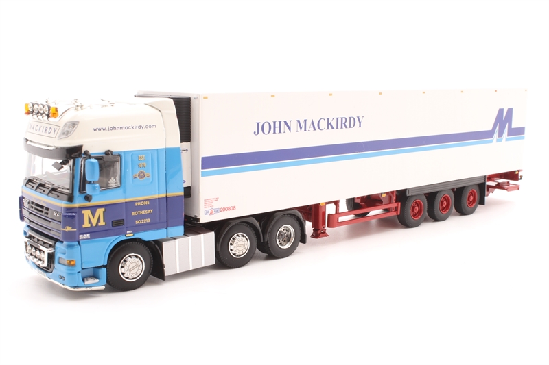 WSI Models 02-1040 DAF XF 105 SSC 6x2 with Refrigerator - Hattons