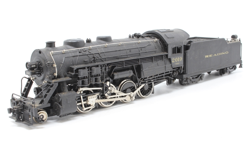 Bachmann No. 0650 2-8-0 Consolidation Locomotive selling Reading #2019