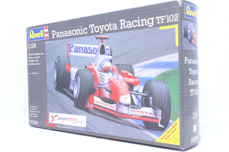Revell 07224REV Panasonic Toyota Racing TF102 (Fair box)