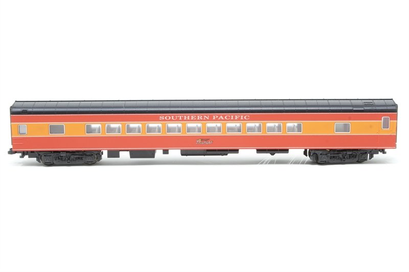 Kato 106-019 Smoothside passenger cars of the Southern Pacific - red,