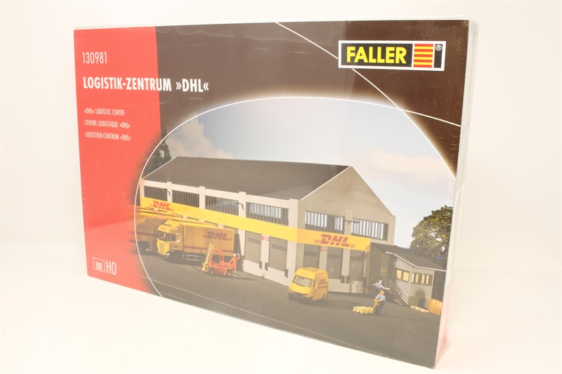 Faller - 2 Estaciones De Embalaje DHL - Set De Accesorios Para Maquetas Y Dioramas