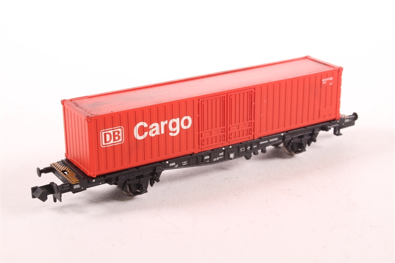 Wagons de marchandises multicolores Trix pour modélisme ferroviaire à l'échelle HO