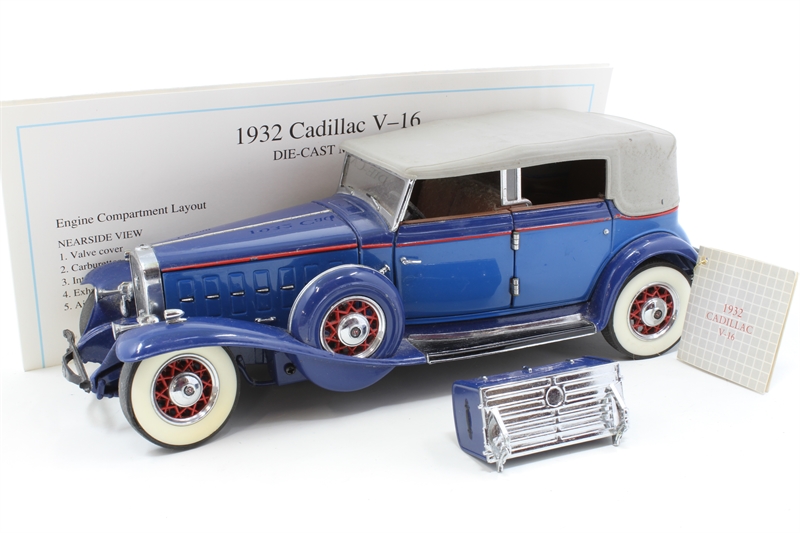 Franklin Mint 1932V16-FRA 1932 Cadillac V16 in blue