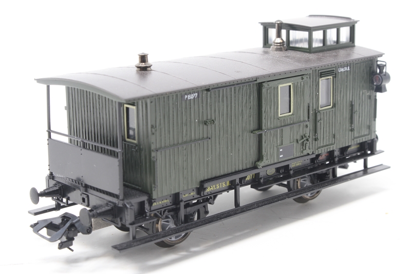 ◉TRIX◉15194◉40 Wagen Sie haben die Wahi◉ Trix 24305Trix 4 Wheel Baggage Car of the German K Bay - Hattons