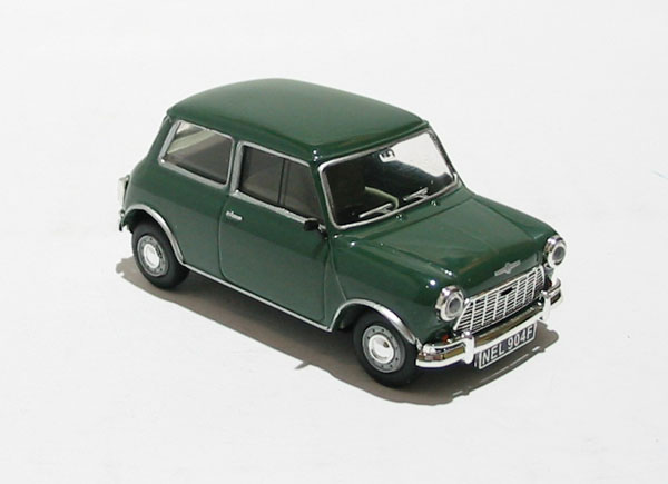 Vitesse 29502-V Morris Mini Minor in almond green