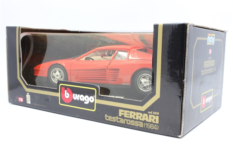 Bburago 3019 1984 Ferrari Testarossa