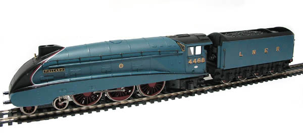 Trix OO Gauge (1:76 Scale) 4-6-2 Class A4 LNER