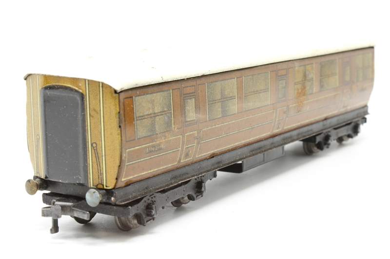 Hornby Dublo OO Gauge (1:76 Scale) LNER Gresley Teak