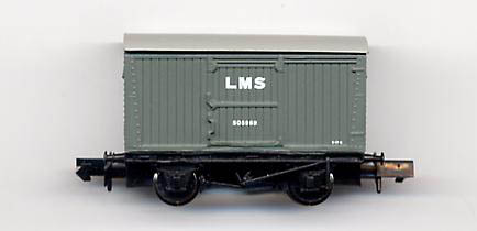Graham Farish N 12 ton Goods Van LMS (1970)