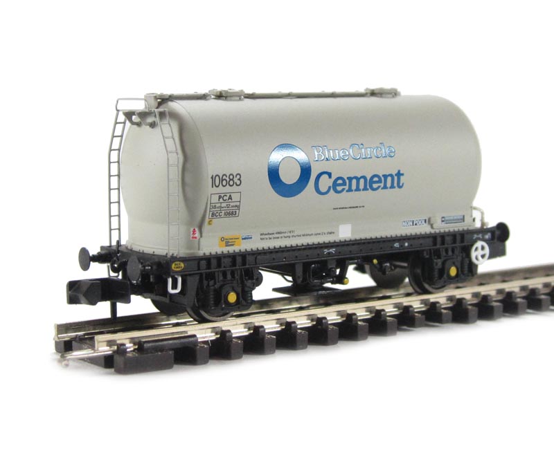 Graham Farish N Gauge PCA 'Metalair' Cement Wagon