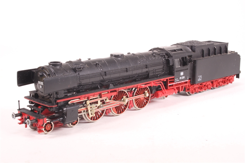 Fleischmann 4170 Class BR 01 220 4-6-2 of the DB - Hattons