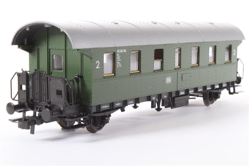 Wagon Roco H0 4201A "Boîte à Tonnerre" - Classe 84 109 De La DB, éclairé - Occasion En Bon état