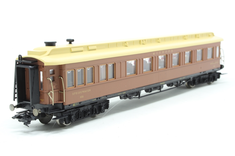 Marklin 42769 Mitropa Dining Car of the DRG - Hattons