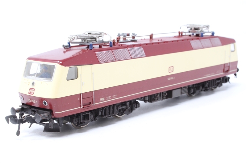 Fleischmann 4350FL Class BR 120 002-1 of the DB - Hattons