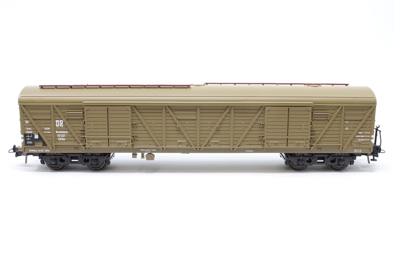 Roco 4369C Covered goods van, type GGths of the DR - Hattons
