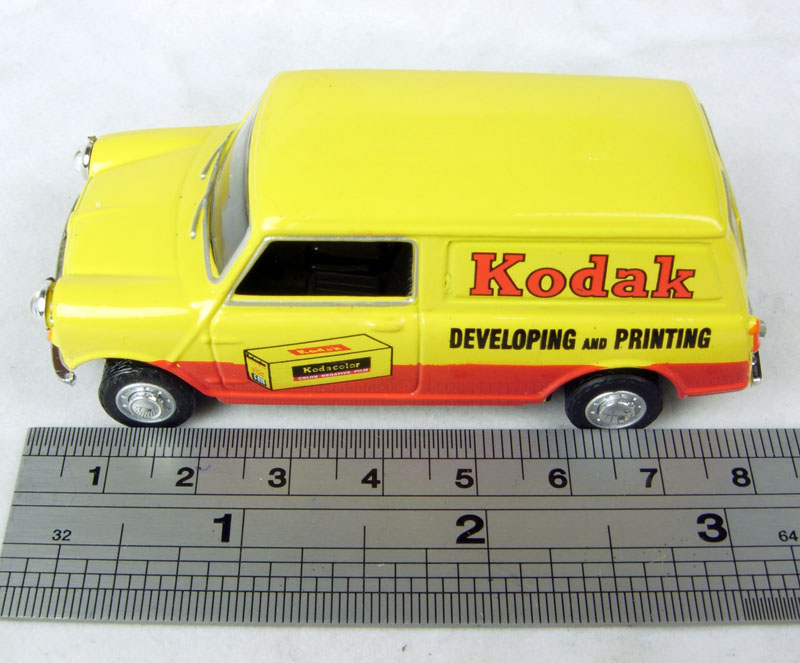 Oxford Diecast 43CS050 Morris Mini van 'Kodak' - Hattons