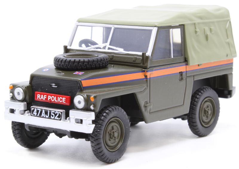 Oxford Diecast 1:76 OO Gauge Land Rover Lightweight RAF Police – 76LRL010