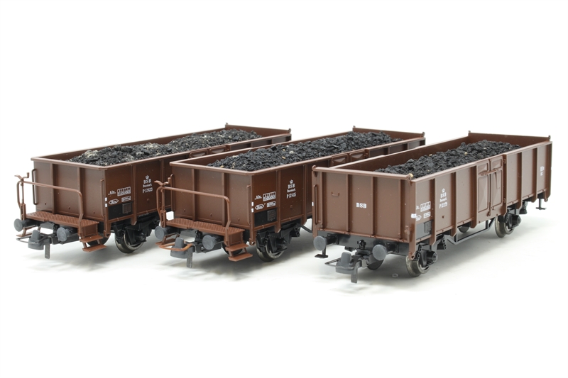 HOゲージ ROCO 44097 Roco 44097 Set of 3 Freight Wagons of the DSB - Hattons