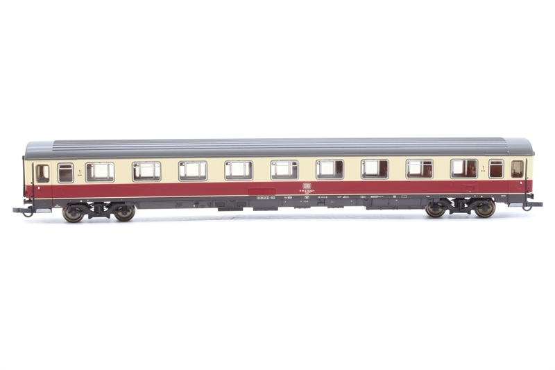 Roco 44117 1970's Passenger cars of the DB set - pack of 3 - Hattons