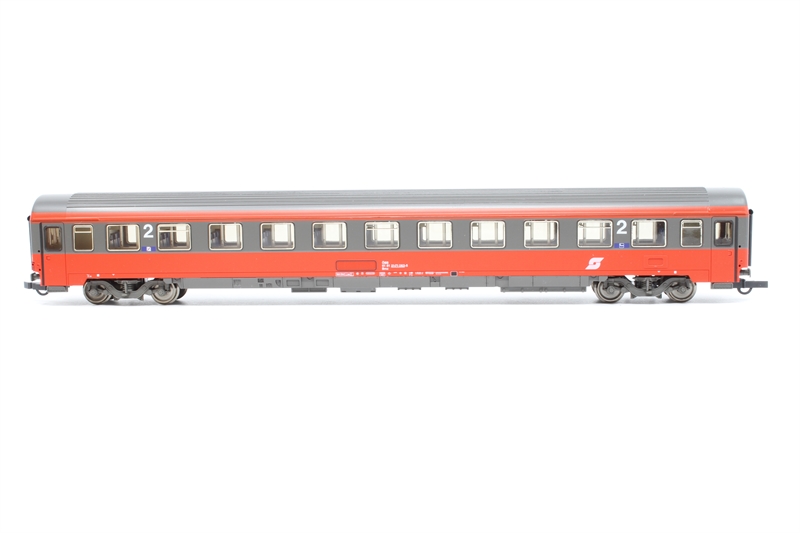 VOITURE VOYAGEURS EUROFIMA 1°CLASSE DB - CREME ET ROUGE