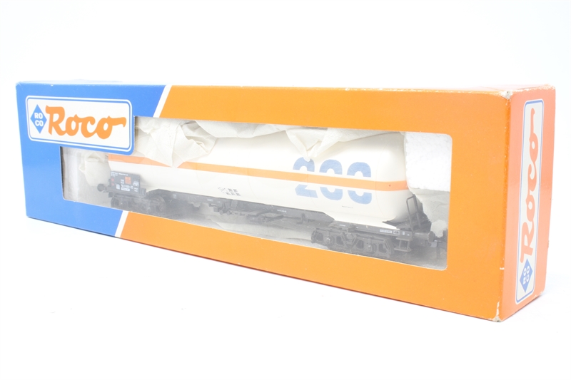 Roco 46204ROCO Compressed Gas tank wagon of the German DB - Hattons