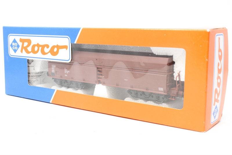 LD239 ROCO Ho train Wagon marchandises couvert DB RIV marron