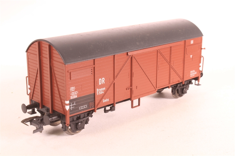 Roco 47054 Closed Goods Wagon of the German DB - Hattons