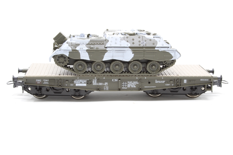 Roco 47397 Flat Wagon with Panzer Tank - Hattons