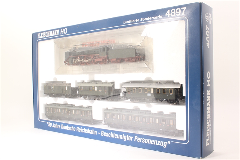 Fleischmann 7897 ドイツ国鉄（DRG） BR 39 列車セット Fleischmann 7897 ドイツ国鉄（DRG） BR 39 列車セット