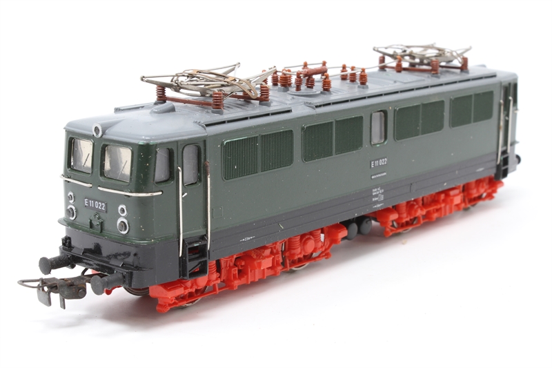 Piko 5-6205 Class E11 022 of the DR - Hattons