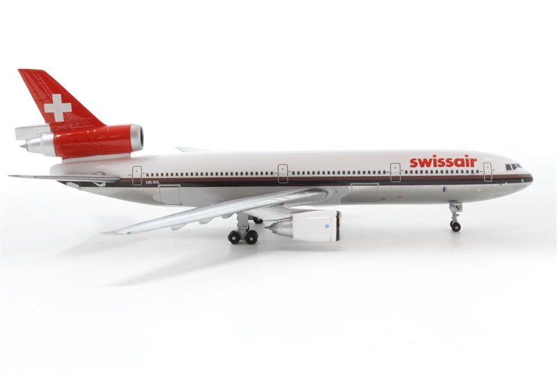 herpa 558969-001 Spoorwegaccessoires, Luchthaven, Schort/Torenplaten in schaal 1:200, miniatuurmodel, kunststof, veelkleurig