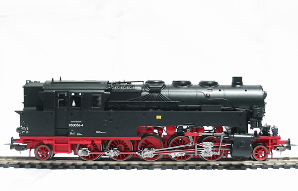 Piko 50080 Class 95 Oil Fired 2-10-2 of the German DR in - Hattons