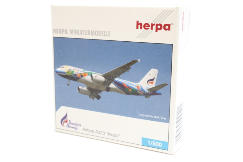 Herpa 530743 Airbus A330-300 WOW Air 1:500 Modell (Neu (gemäss