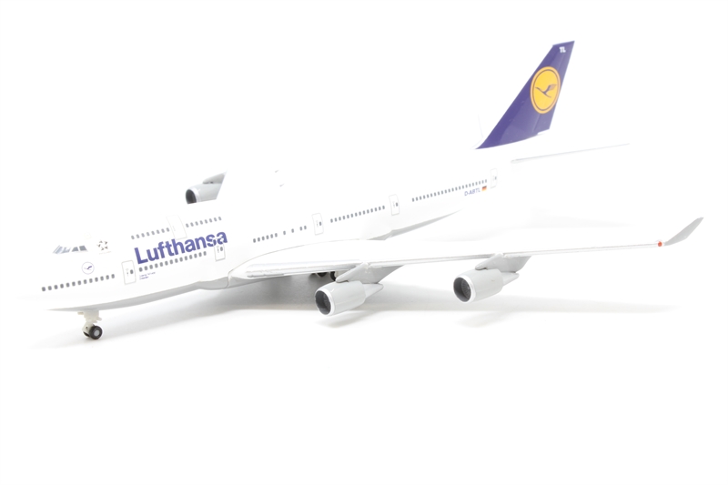 Herpa 516105 Lufthansa Boeing 747-400 - Hattons