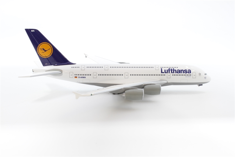 Herpa 516129 Lufthansa Airbus A380-800 - Hattons