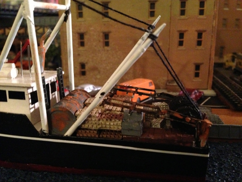 Shocrane Showcase Miniatures 51SHO Material Handling Crane with - Hattons