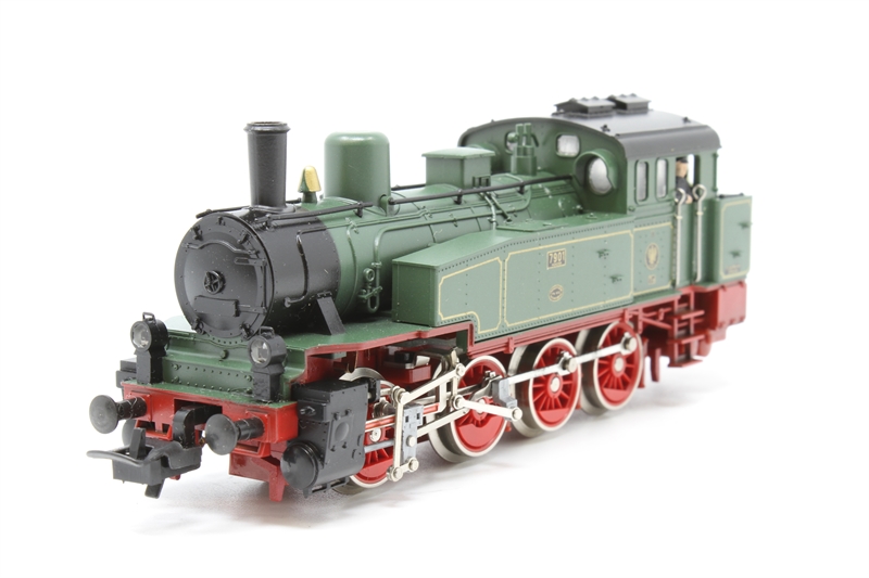 Trix 52242800 ClassT13 0-8-0T 7901 of the Prussian State - Hattons