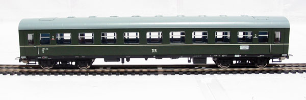 半額満載！スーパーSALE グランドセール！ Piko 53249 in DR German the of coach class 2nd B4ge Class 洋書