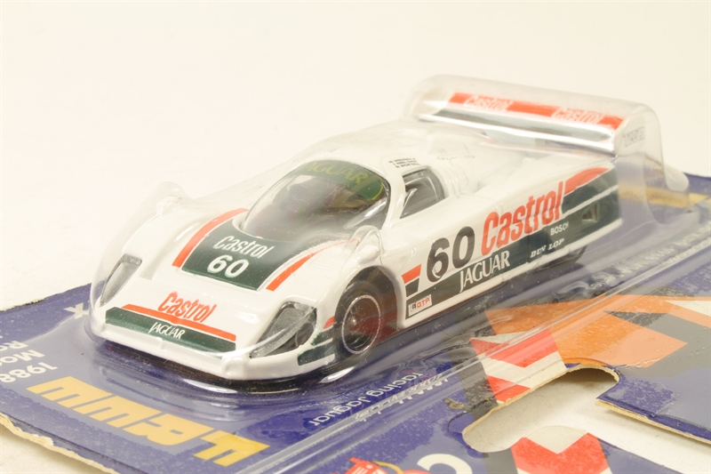 1956 MINIATURE JAGUAR XJR9 RACING 1988 pour CASTROL GTX Dans ETUI 3999