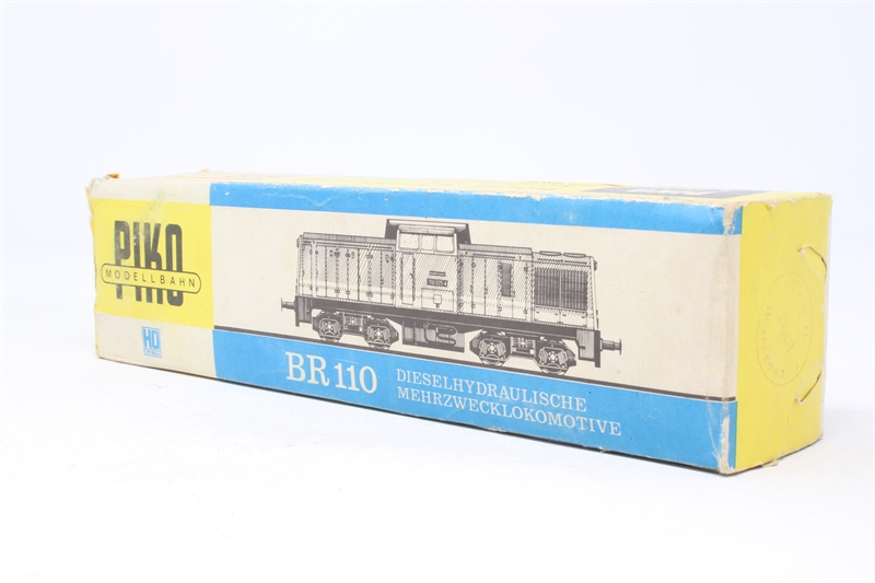 Piko 5452-320 Class BR 110-025-4 of the DR - Hattons