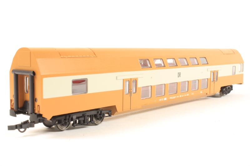 Piko 57623 Bi-Level Second Class Coach of the East German DR