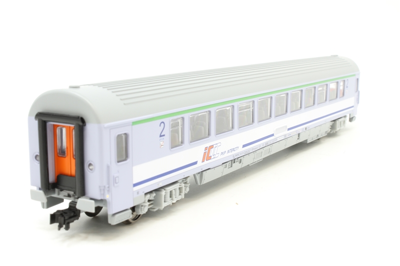 Piko 58662-3 Intercity 2nd class coach of the PKP - Hattons