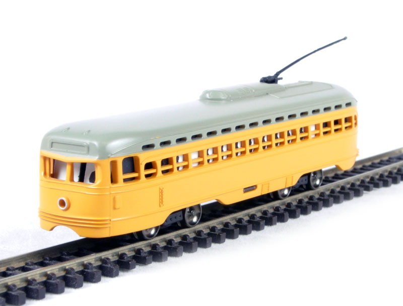 Bachmann USA 62998BAC American PCC trolley car in yellow - Hattons