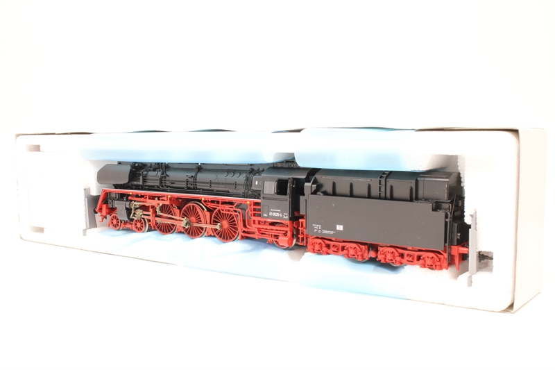 Roco 63267 Class BR 01 0525-4 4-6-2 of the DR - digital - Hattons