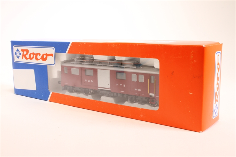 Roco 63534 Class De 4/4 1665 of the SBB - Hattons
