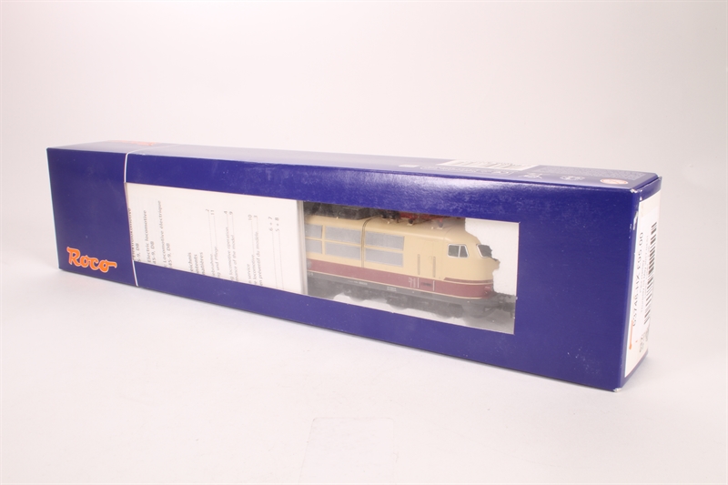 Roco 63748 BR103 of the German DB Railway, Epoch IV - Hattons