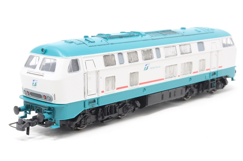 Roco 63949 D350 003 Diesel Locomotive in Trenitalia Livery - Hattons