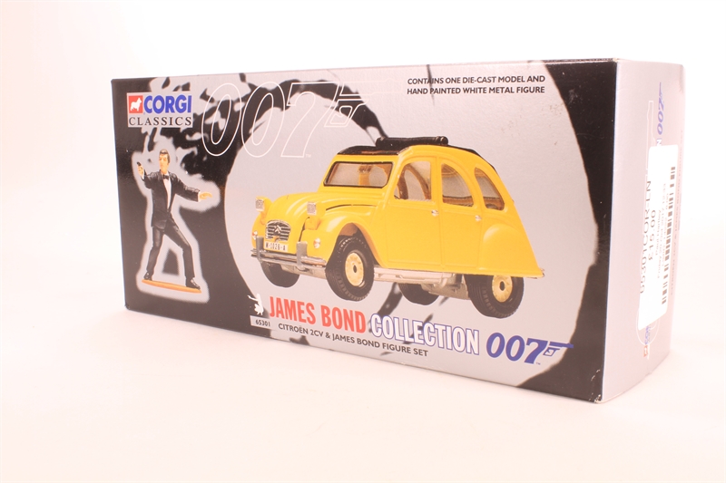 Corgi 65301COR Citroen 2CV and James Bond Figure - 'James - Hattons