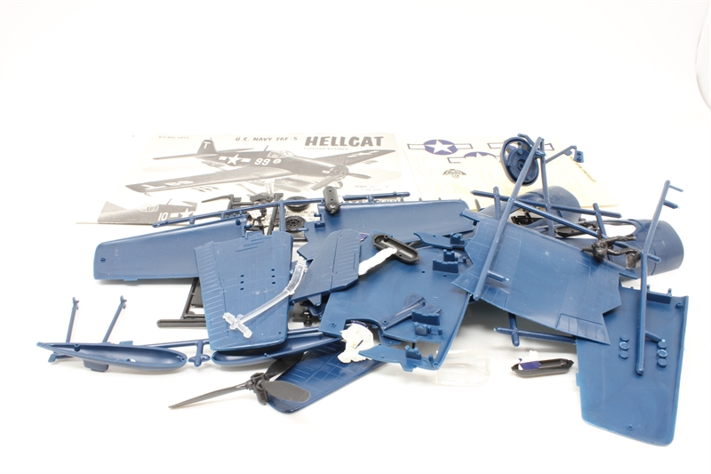Monogram 6832 Monogram 6832MON Grumman F6F Hellcat - Hattons